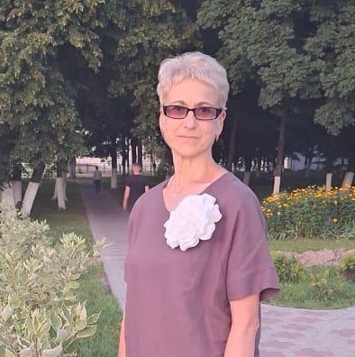 Амирханян Светлана Сергеевна.